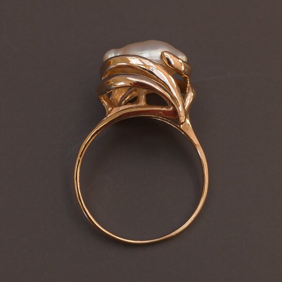 Vintage 14k Gold Sculptural Swirl Ring with Baroque Freshwater Pearl — Size 6.75 - Picture 5 of 14